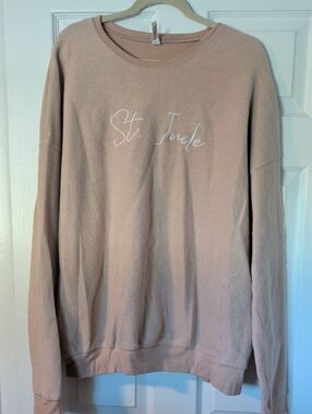 St. Jude 2X Sweater Like New!